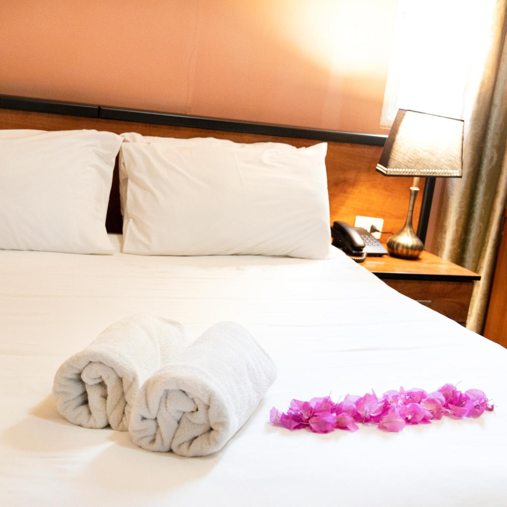 Byblos Comfort Hotel Exterior photo