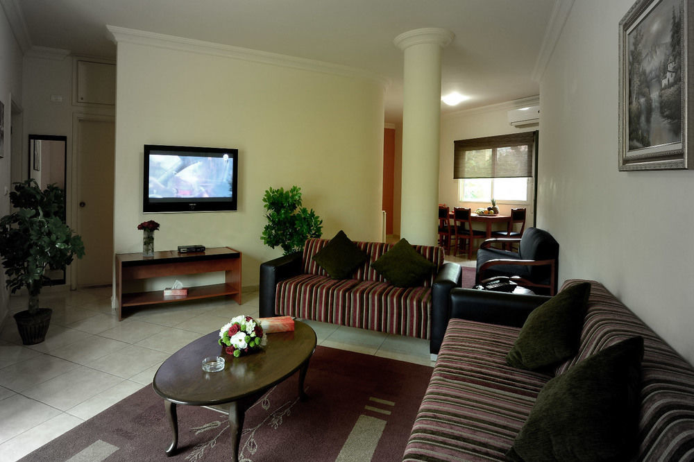 Byblos Comfort Hotel Exterior photo